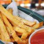 Promoción Wings Army, 20 alitas más papas más dip por $169 con Groupon
