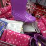 Botas de lluvia para niña a $60 en Walmart Universidad