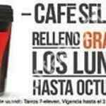 En 7-Eleven relleno de café Gratis los lunes hasta octubre (terminaba en junio)