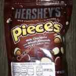 En Superama almendras con chocolate Hersheys a $36.40