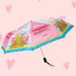 En Sephora online compra $1200 en Benefit Cosmetics y llévate un paraguas de regalo