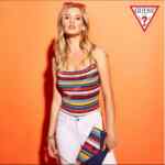 2x1 en bolsas y carteras en las nuevas rebajas de Guess