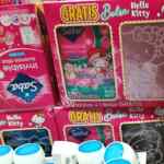 Promoción Saba de bolsa de Hello Kitty Gratis con temática navideña