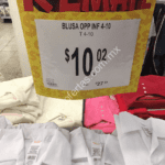 En Bodega Aurrerá blusa escolar para niña a $10 pesos