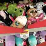 En Bodega Aurrerá liquidación de animales de peluche Squish a $35 c/u