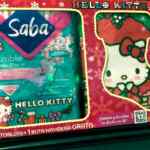 Promo Saba bota navideña Hello Kitty Gratis en empaques marcados