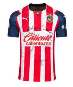 Jersey réplica autografiado de las Chivas por menos de $1,000 pesos