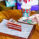 Promoción Starbucks: Rebanada de pastel + latte por $90