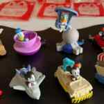 Nueva Cajita Feliz McDonalds: Juguetes de Walt Disney World Resort de regalo en la compra de tu Cajita Feliz