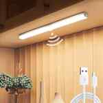 Lámpara de luz LED con sensor de movimiento baja de precio a solo $169