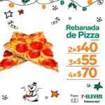 En 7-Eleven hot dog Big Bite y rebanadas de pizza con descuento llevando varias unidades