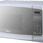 Horno de microondas Midea Silver de 1.1 pies en su menor precio