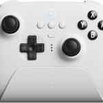 Control inalámbrico profesional 8BitDo Ultimate Bluetooth con base de carga baja a su menor precio