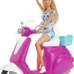 Muñeca Barbie Estate con motoneta baja a su menor precio
