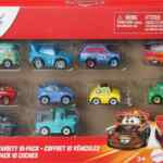 Juego de 10 cochecitos de juguete Pixar Cars Mini Racers bajan a su menor precio
