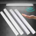 Juego de 4 lámparas LED en barra con sensor de movimiento bajan a su menor precio