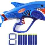Pistola lanzadora de dardos de juguete Nerf Elite Junior Wild Sharkfire baja a su menor precio