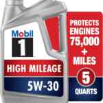 Aceite de motor Mobil Alto Kilometraje de 5 cuartos de galón baja a un gran precio