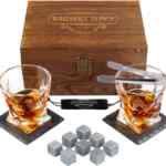 Set de whisky con vasos, hielos, bases y estuche de transportación baja a su menor precio