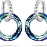 Juego de aretes de cristal y plata Cosmic Ring Crystal Hoop baja a un precio tremendo
