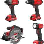 Kit de 4 herramientas inalámbricas Craftsman con 2 baterías bajan a un gran precio