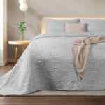 Colcha ligera con fundas de almohada Dreamlab para cama matrimonial baja a su menor precio