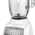 Licuadora Black + Decker DuraPro con 12 velocidades y jarra de vidrio baja de precio