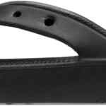 Sandalias de playa para mujer Crocs bajan de precio