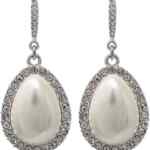 Aretes con diseño de perla orbital bajan a su menor precio