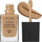 Base de maquillaje mate Wet n Wild Photo Focus baja a su menor precio