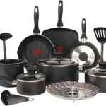 Batería de cocina T-Fal Titanium Easy Care con 20 piezas baja a su menor precio por el Hot Sale