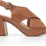 Sandalias de piel con tacón Flexi bajan a un excelente precio