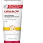 Crema facial anti-arrugas con protector solar Ponds Rejuveness baja a un gran precio