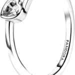 Anillo de plata con diseño de corazón Pandora baja de precio