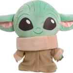 Muñeco de peluche Star Wars Grogu Baby Yoda baja a su menor precio