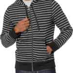 Sudadera con capucha con interior de forro polar marca Amazon Essentials baja a un excelente precio