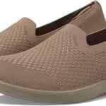 Zapatos deportivos para mujer Skechers Arya Clear Skies bajan de precio