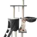 Árbol trepador y rascador para gatos baja a su precio más económico