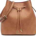 Bolso para mujer Calvin Klein Gabrianna baja de precio + 6 meses sin intereses Bolso para mujer Calvin Klein Gabrianna baja de precio + 6 meses sin intereses