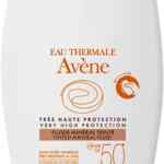 Protector solar para pieles sensibles Avène Fluido Mineral con Color baja de precio