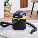 Aspiradora para sólidos y líquidos Kärcher con capacidad de 10 L baja a un gran precio + 3 msi Aspiradora para sólidos y líquidos Kärcher con capacidad de 10 L baja a un gran precio + 3 msi