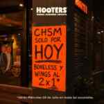 Promoción Hooters: 2x1 en Boneless y Alitas hoy
