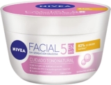 Crema hidratante y aclarante Nivea Facial 5 en 1 con extracto de perla baja a un excelente precio