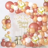 Kit de decoración de fiestas con 137 piezas baja a un gran precio