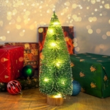 Árbol de Navidad de mesa con luces LED baja a su menor precio