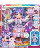 Muñeca Rainbow High Violet Willow versión Winter Wonderland baja a un super precio