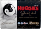 Pañales para bebé Huggies Black Label Etapa 5 con 36 piezas bajan a su menor precio