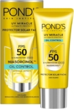 Protector solar facial matificante para pieles grasas Ponds UV Miracle Oil Control baja a un precio muy bueno