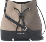 Bolsa al hombro para mujer Calvin Klein Gabrianna baja a un excelente precio