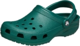 Sandalias Crocs LiteRide en color esmeralda bajan a su menor precio